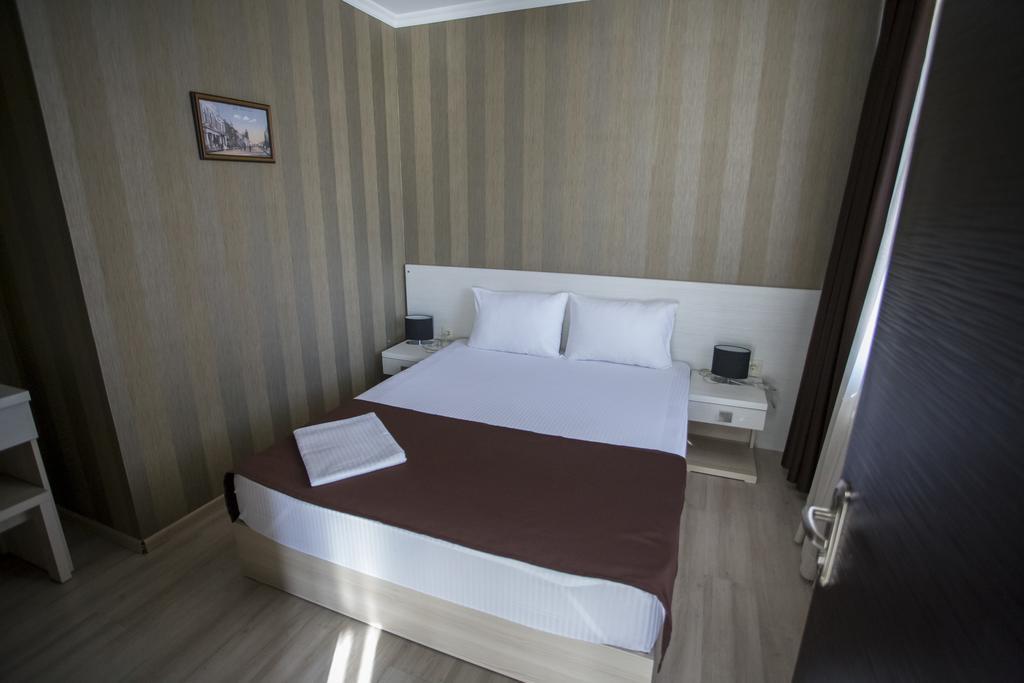 Batus Hotel Batumi Kültér fotó