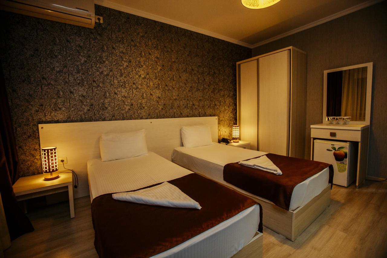 Batus Hotel Batumi Kültér fotó